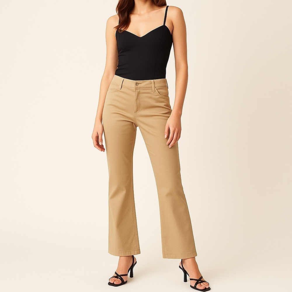 Escada Sport Retro 2000s Beige Bootcut Stretch Pants Women’s Size 40 (US 8)